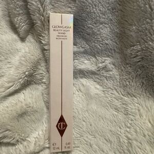 Charlotte Tilbury Glowgasm Beauty Light Wand